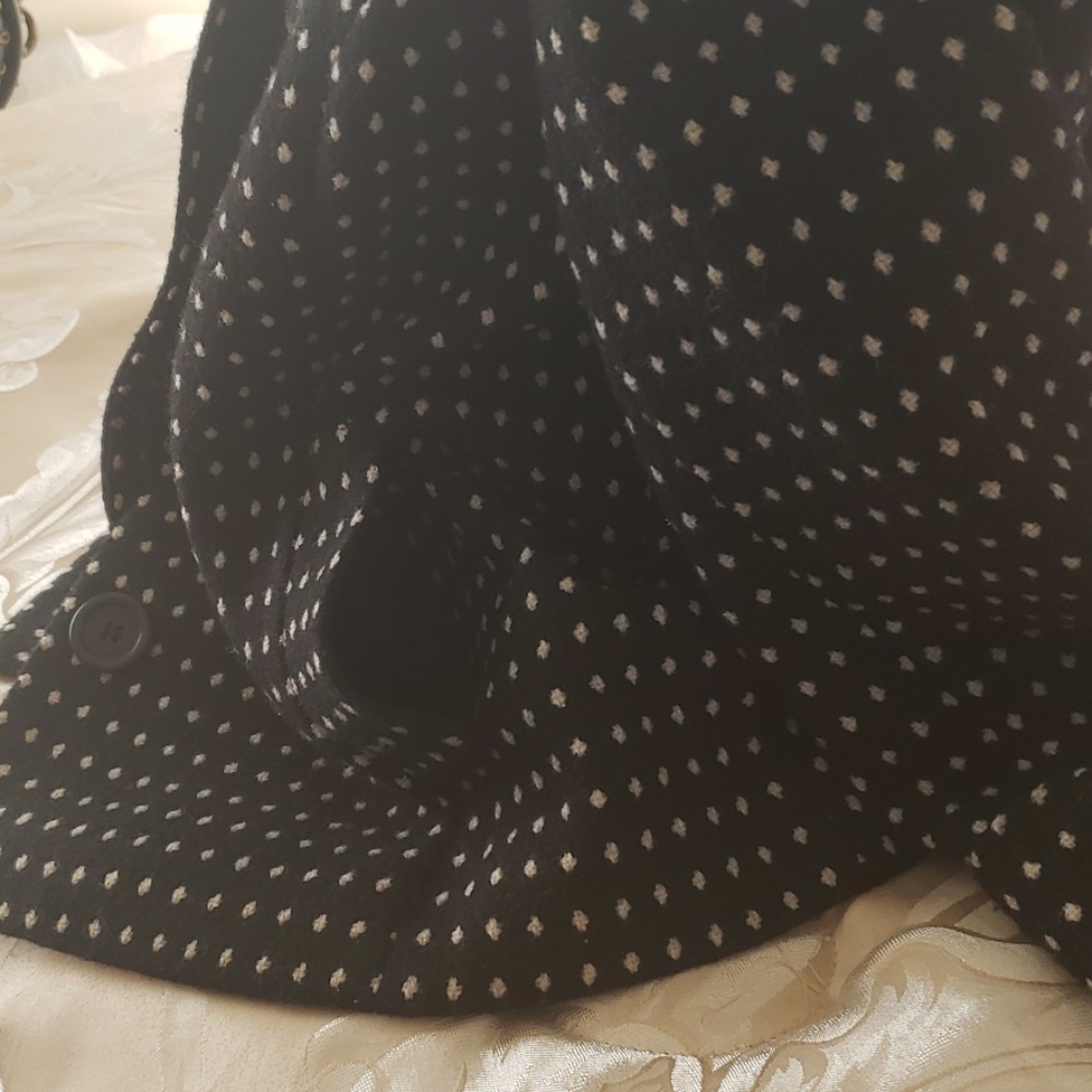 Jacket - Picture 3 of 4
